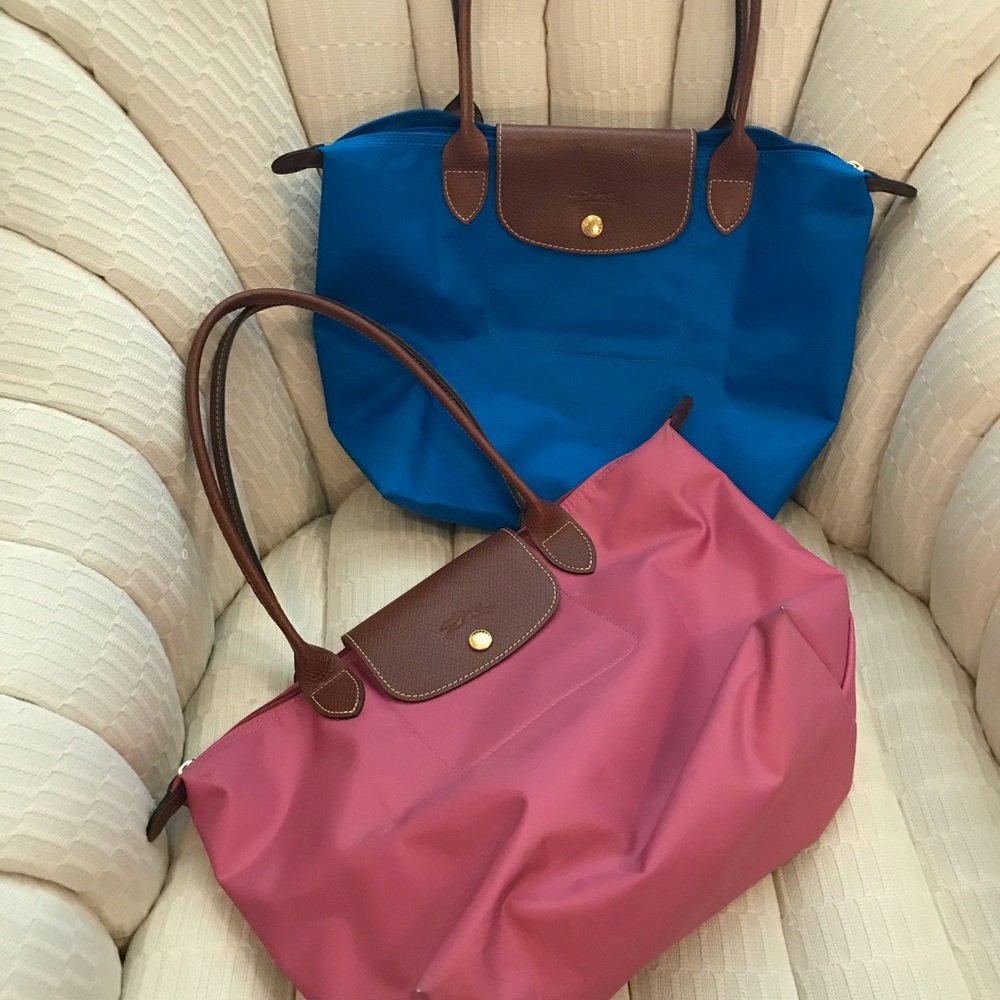2 Longchamp Le Pliage medium shoulder tote bag